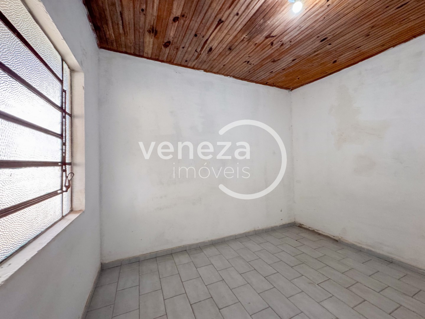 Casa Residencial para locação no bairro Sao Lourenco de Londrina - Foto 17