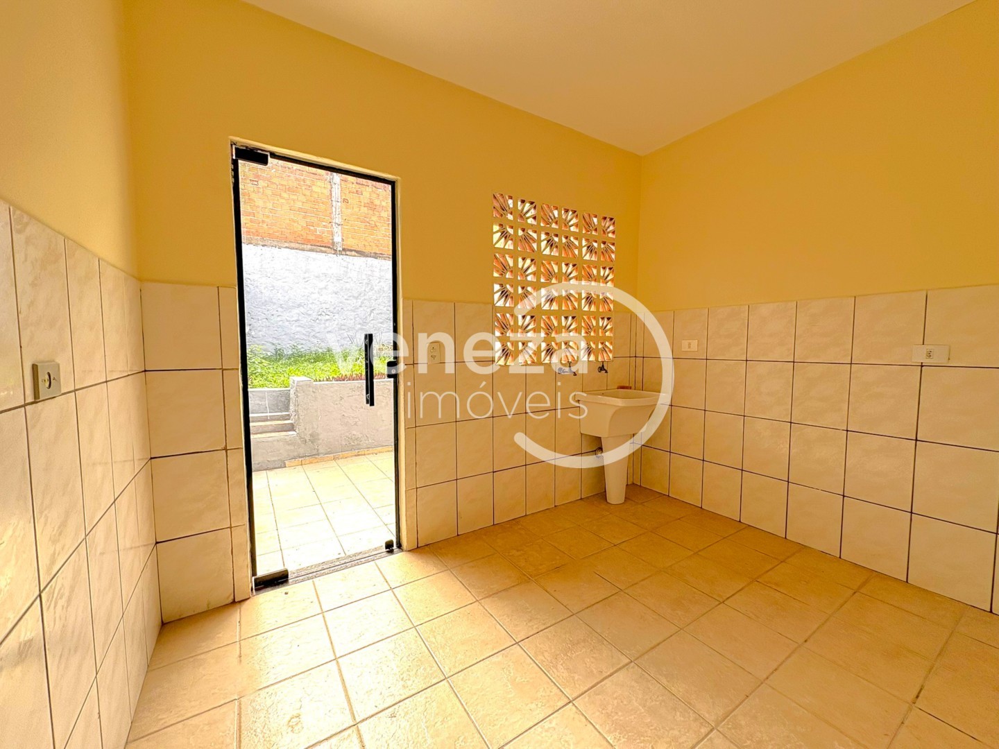 Casa Residencial para venda no bairro Portal de Versalhes de Londrina - Foto 9