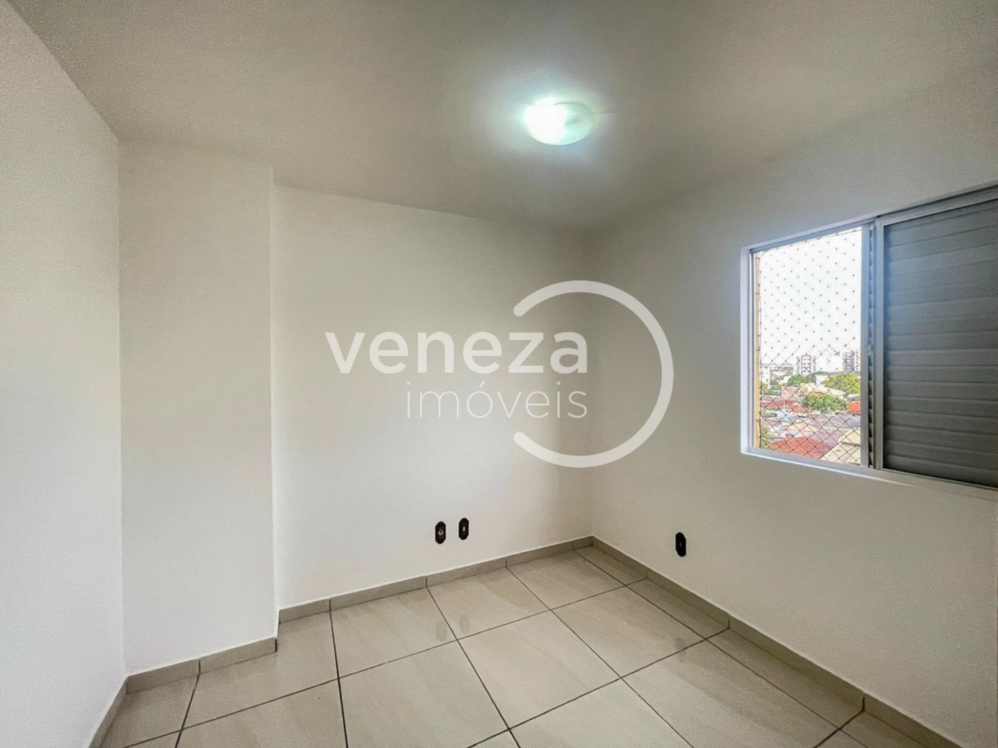 Apartamento para venda no bairro Centro de Londrina - Foto 7