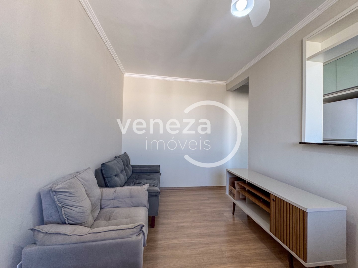 Apartamento para locação no bairro Jardim Joquei Club de Londrina - Foto 6