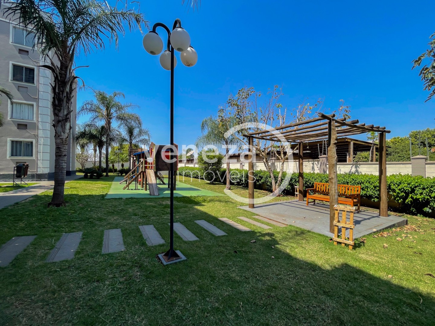 Apartamento para locação no bairro Jardim Joquei Club de Londrina - Foto 27