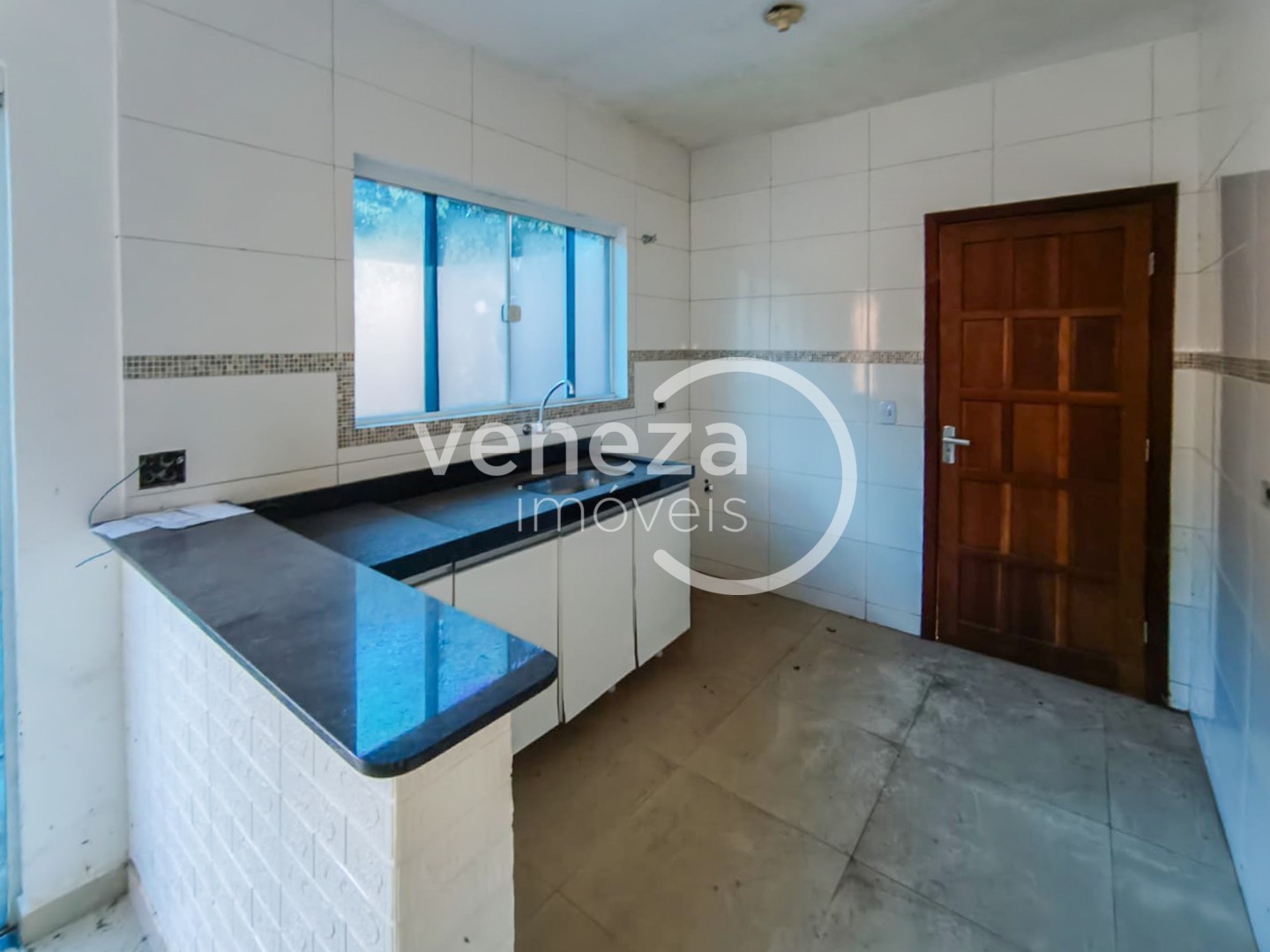 Casa Residencial para venda no bairro Michael Licha de Londrina - Foto 9
