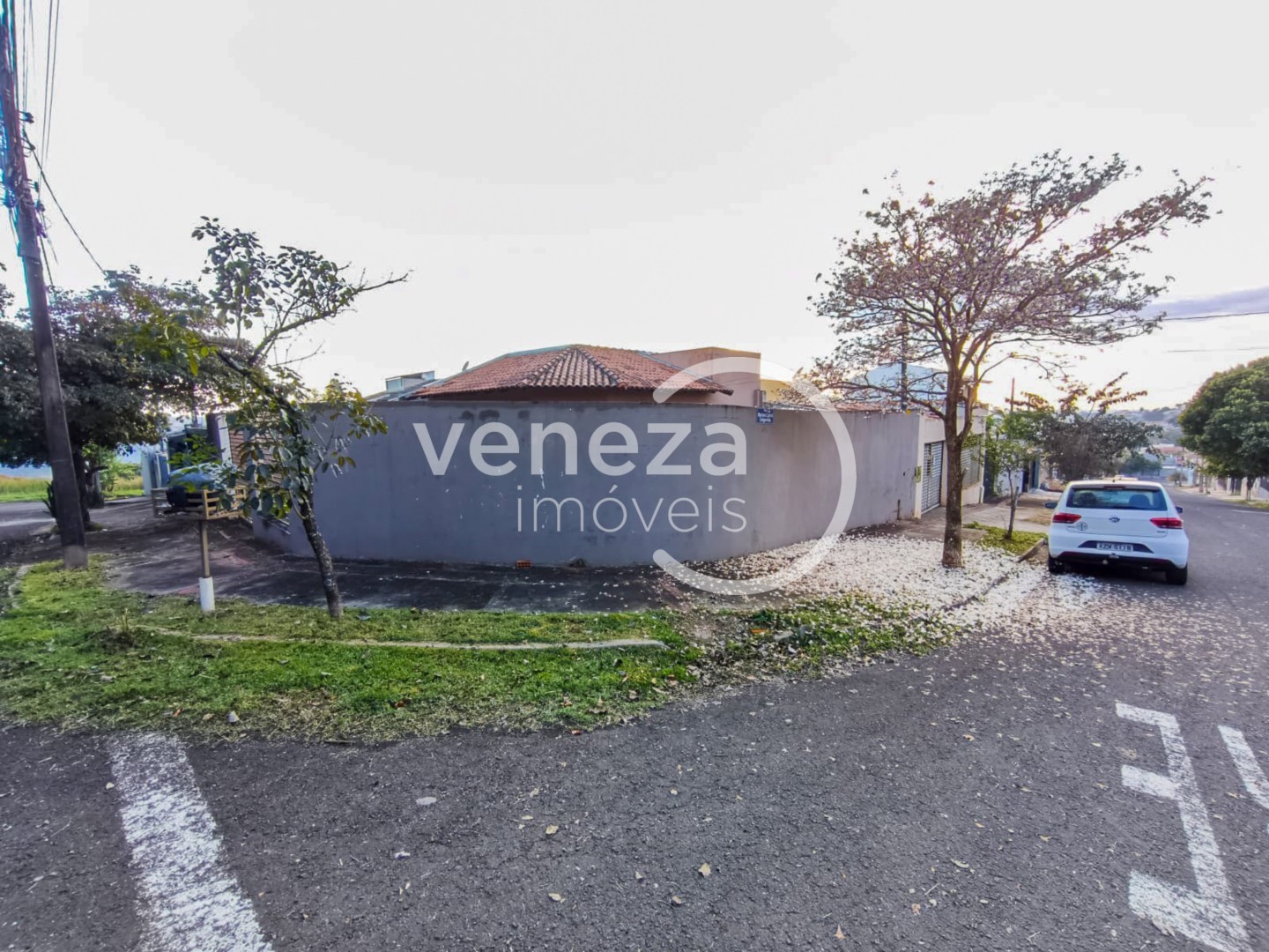 Casa Residencial para venda no Michael Licha em Londrina com 149m² por R$ 430.000 - Foto 2