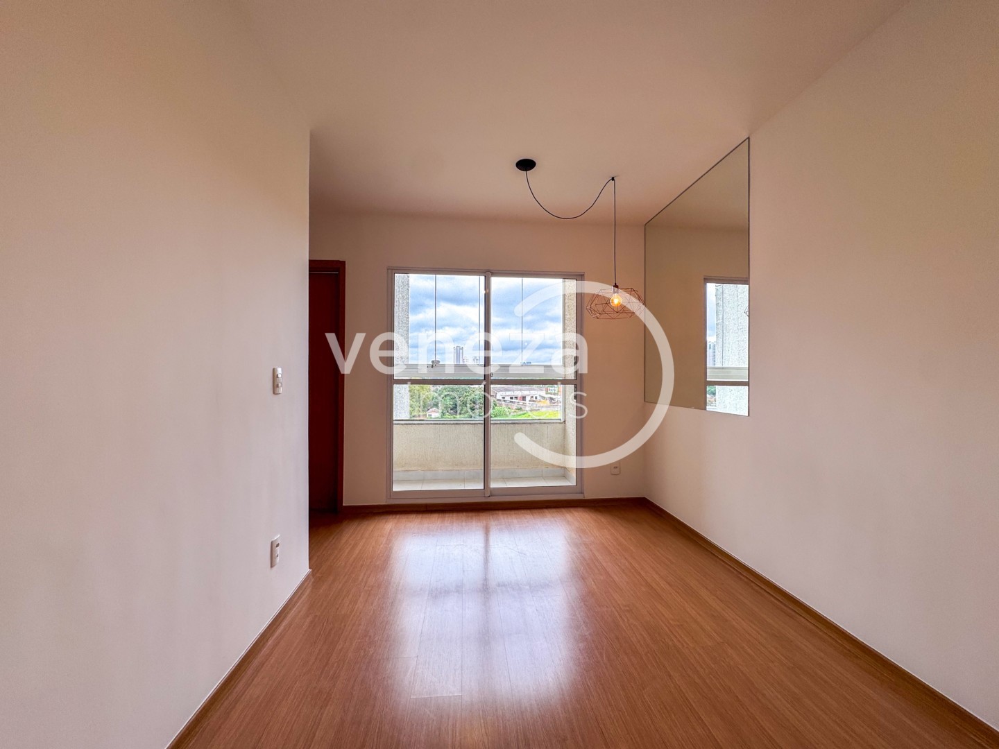 Apartamento para locação no bairro Gleba Fazenda Palhano de Londrina - Foto 6
