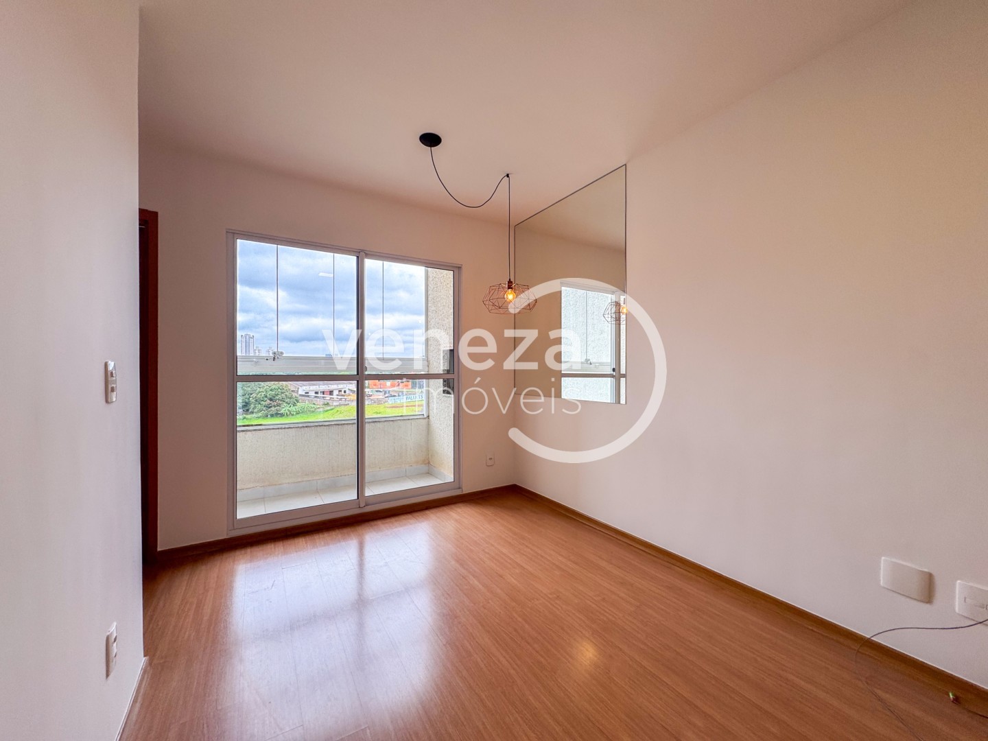 Apartamento para locação no bairro Gleba Fazenda Palhano de Londrina - Foto 7