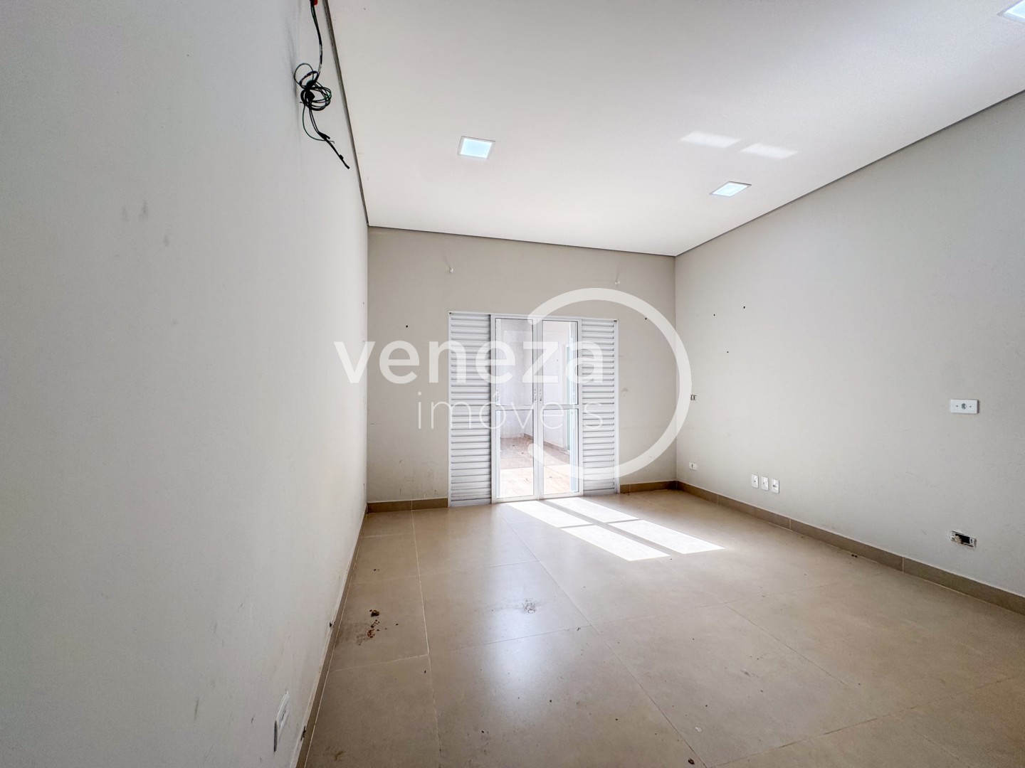 Casa Residencial para venda no bairro Parque Taua de Londrina - Foto 17