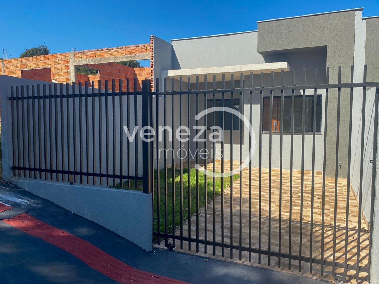 Casa Residencial para venda no Columbia em Londrina com 125m² por R$ 340.000 - Foto 1