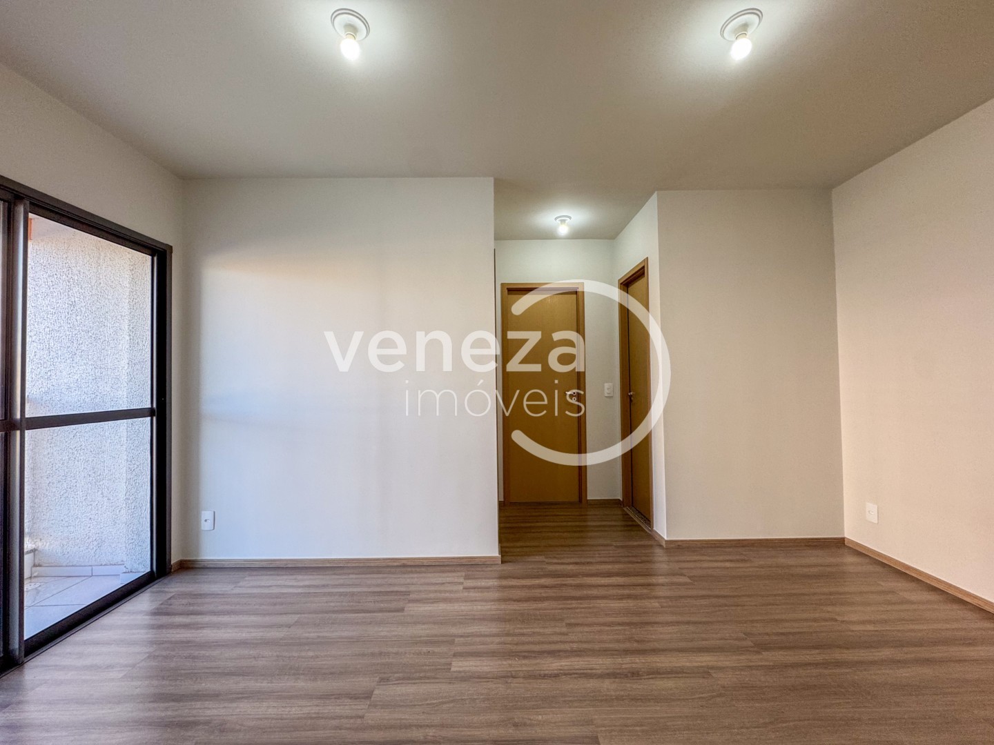 Apartamento para alugar em Industrias Leves, Londrina — Portal Chave Fácil