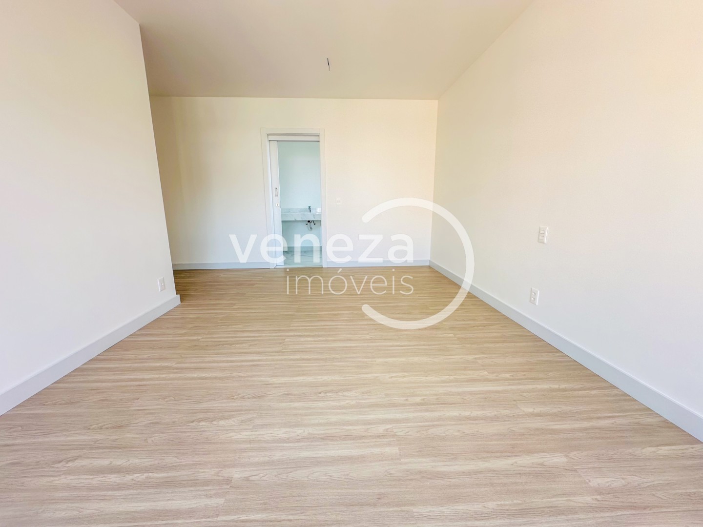 Apartamento para venda no bairro Centro de Londrina - Foto 16