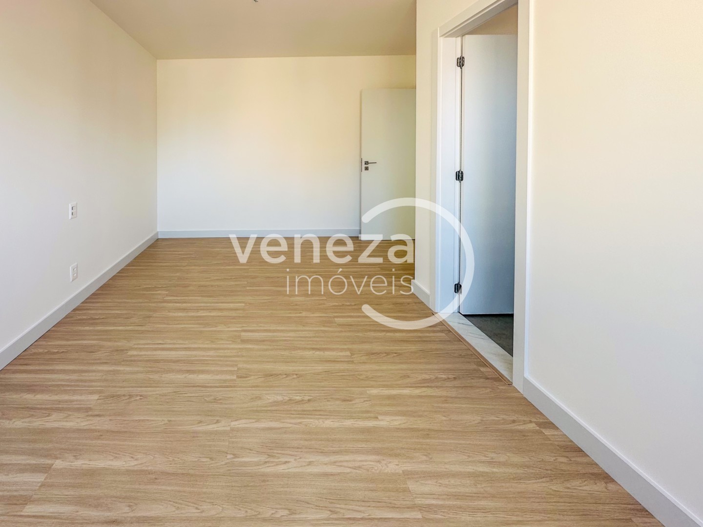Apartamento para venda no bairro Centro de Londrina - Foto 9