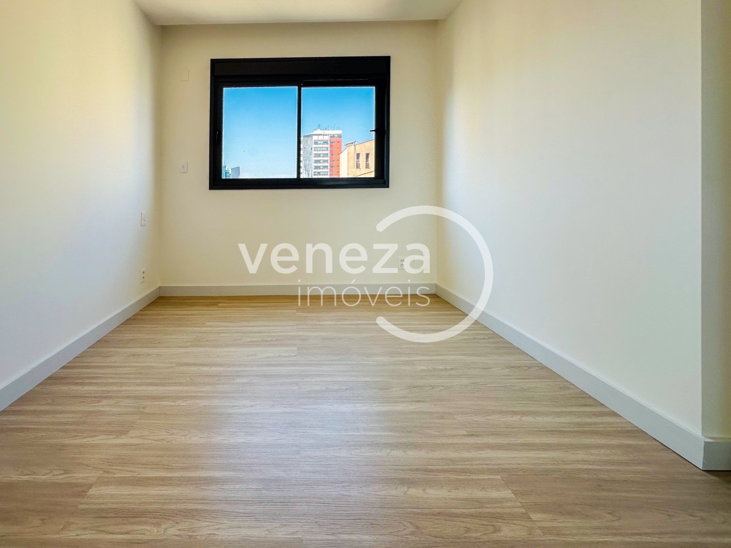 Apartamento para venda no bairro Centro de Londrina - Foto 15
