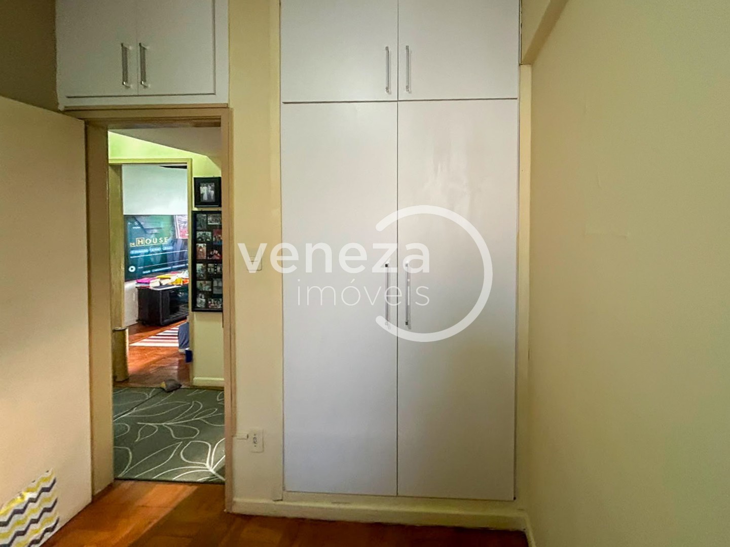 Apartamento para venda no Centro em Londrina com 72m² por R$ 195.000 - Foto 3