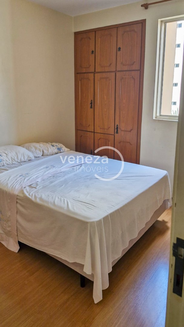 Apartamento para venda no Centro em Londrina com 77,23m² por R$ 295.000  - Foto 2