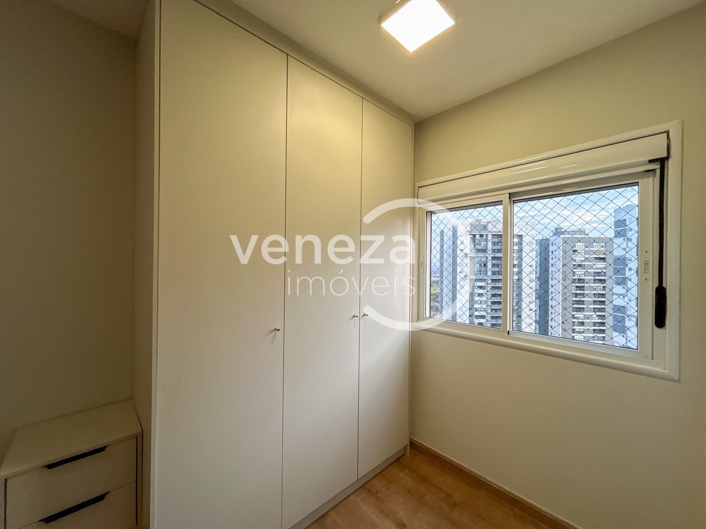 Apartamento para locação no bairro Gleba Palhano de Londrina - Foto 8