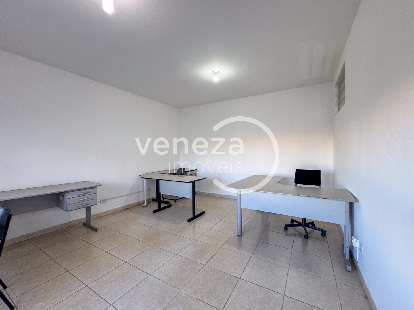 Casa Comercial para locação no bairro Jardim Higienopolis de Londrina - Foto 28