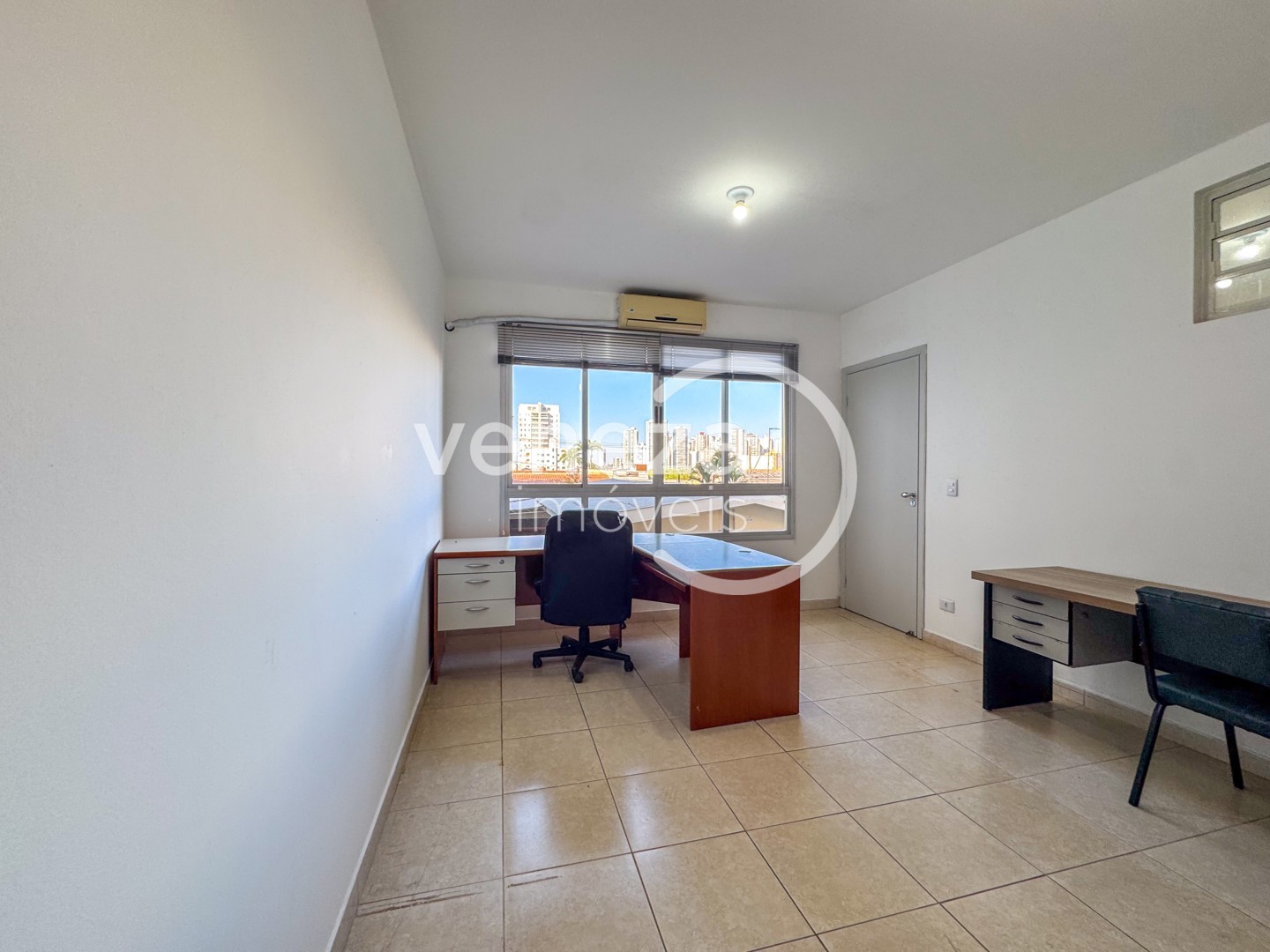 Casa Comercial para locação no bairro Jardim Higienopolis de Londrina - Foto 32