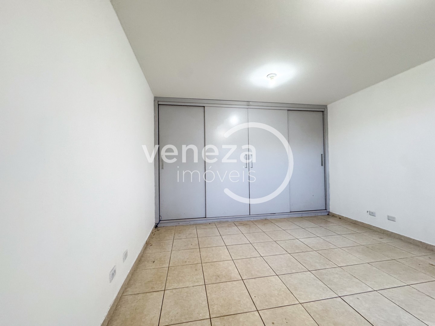 Casa Comercial para locação no bairro Jardim Higienopolis de Londrina - Foto 34