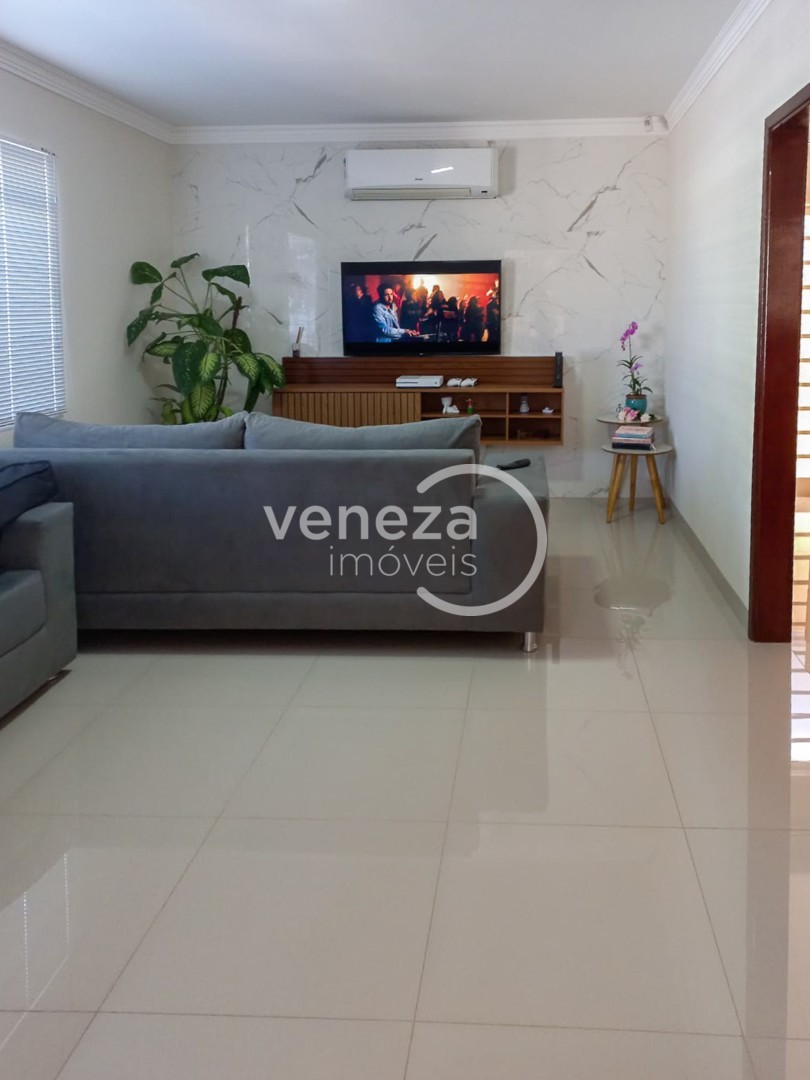Casa Residencial para locacao no Jardim Roveri em Londrina com 140m² por R$ 4.700