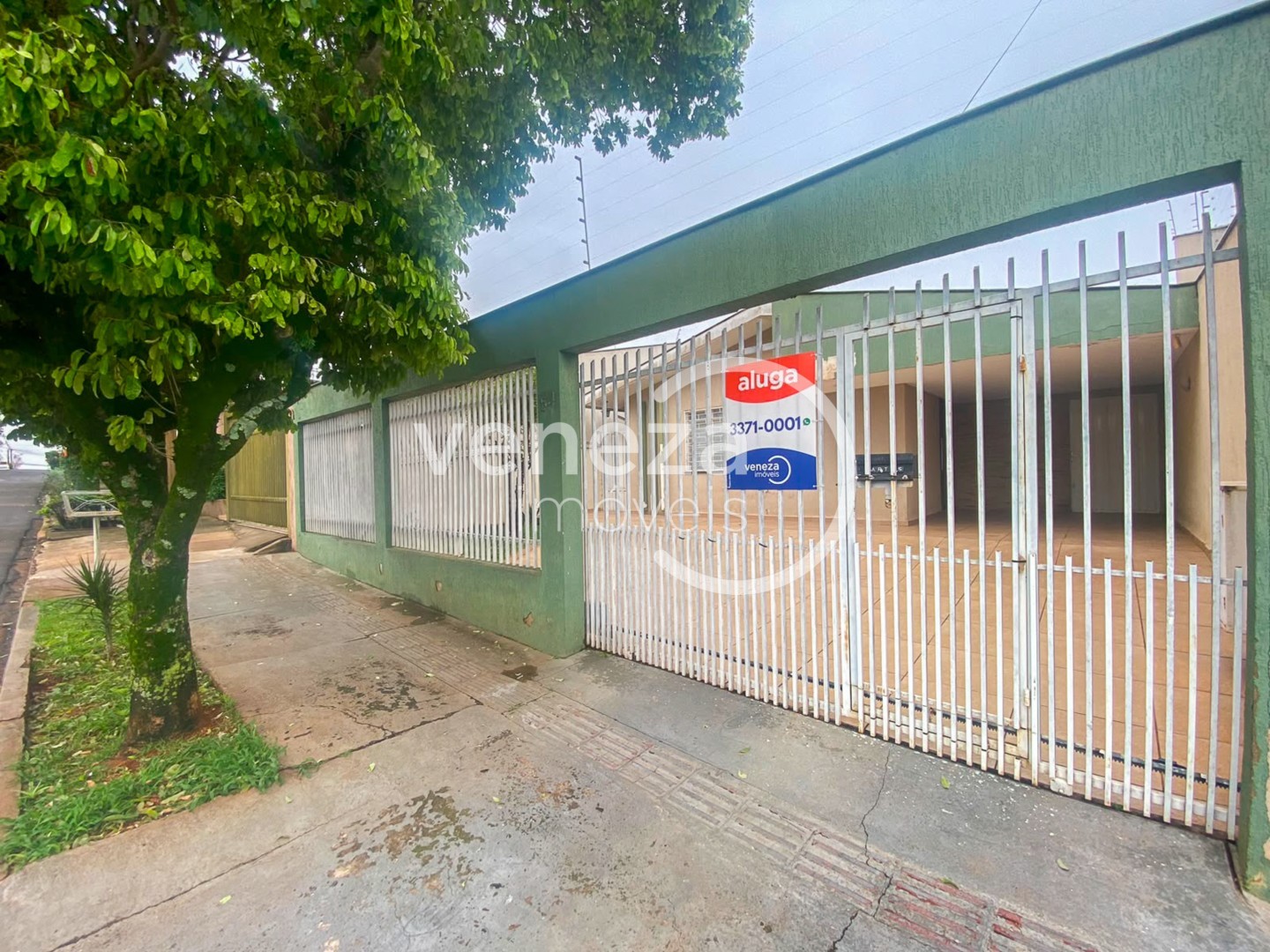 Casa Residencial para locacao no Jardim Roveri em Londrina com 140m² por R$ 4.700