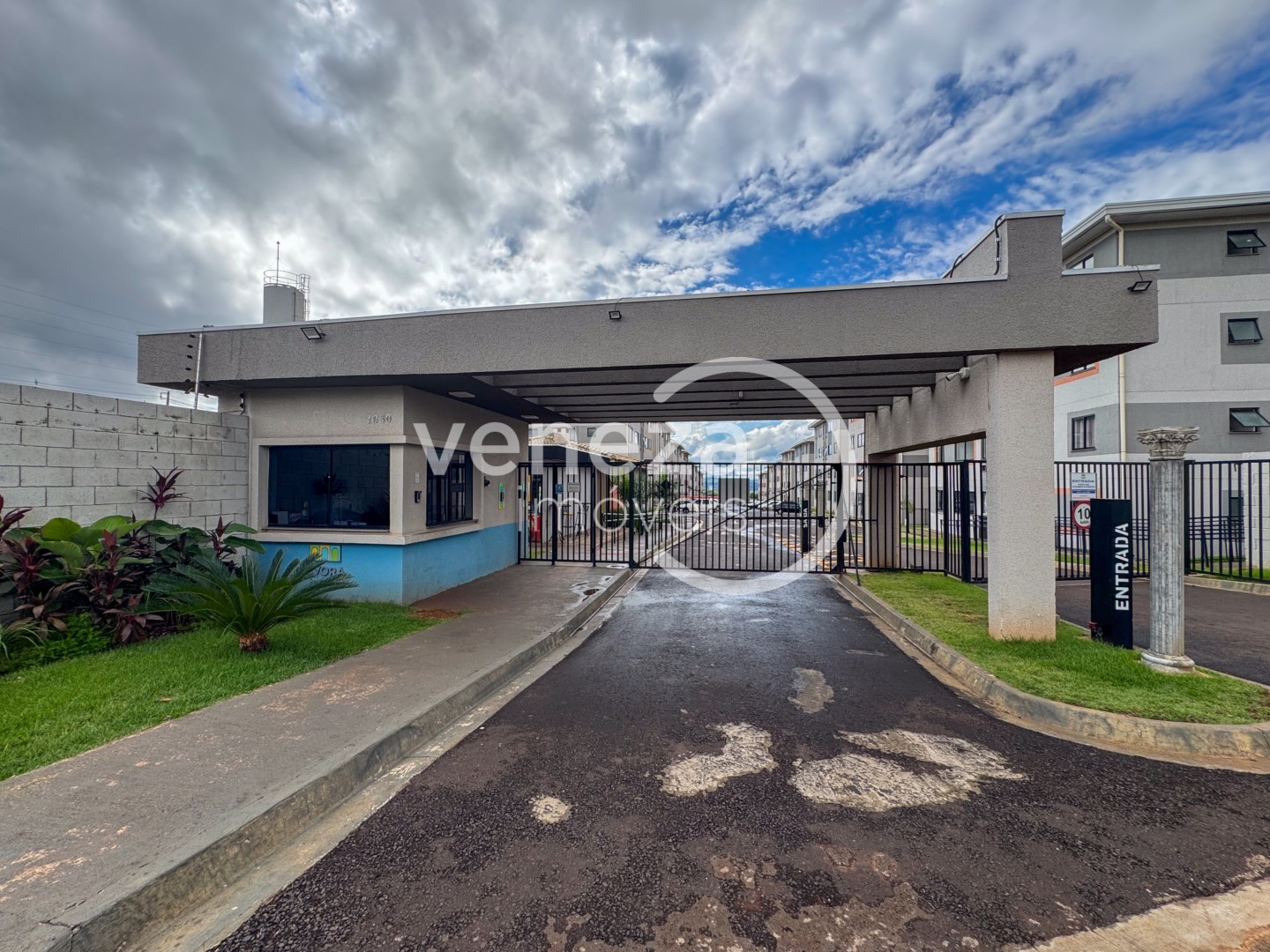 Apartamento para venda no Jardim Maria Celina em Londrina com 49m² por R$ 190.000