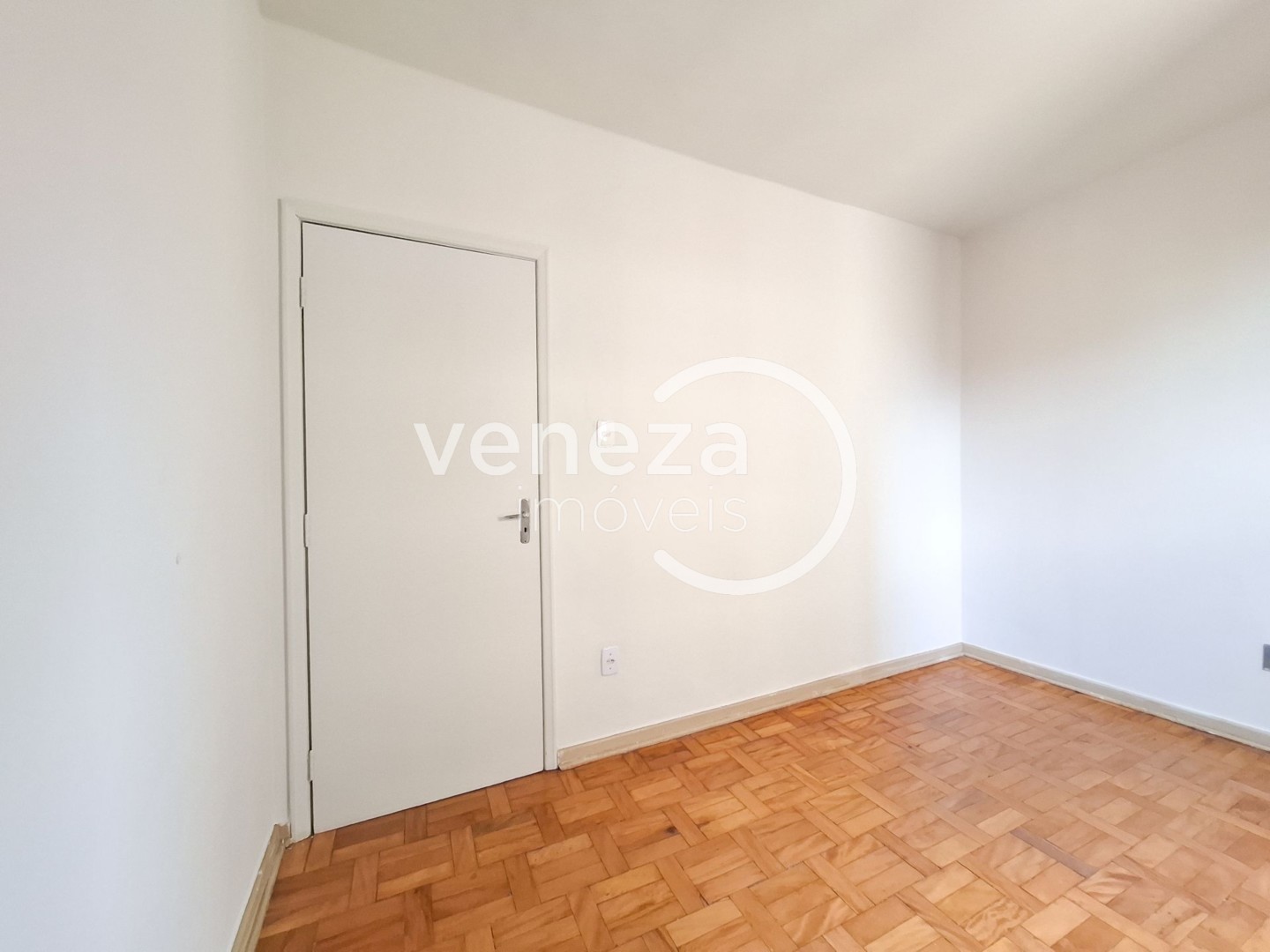 Apartamento para venda no bairro Centro de Londrina - Foto 18
