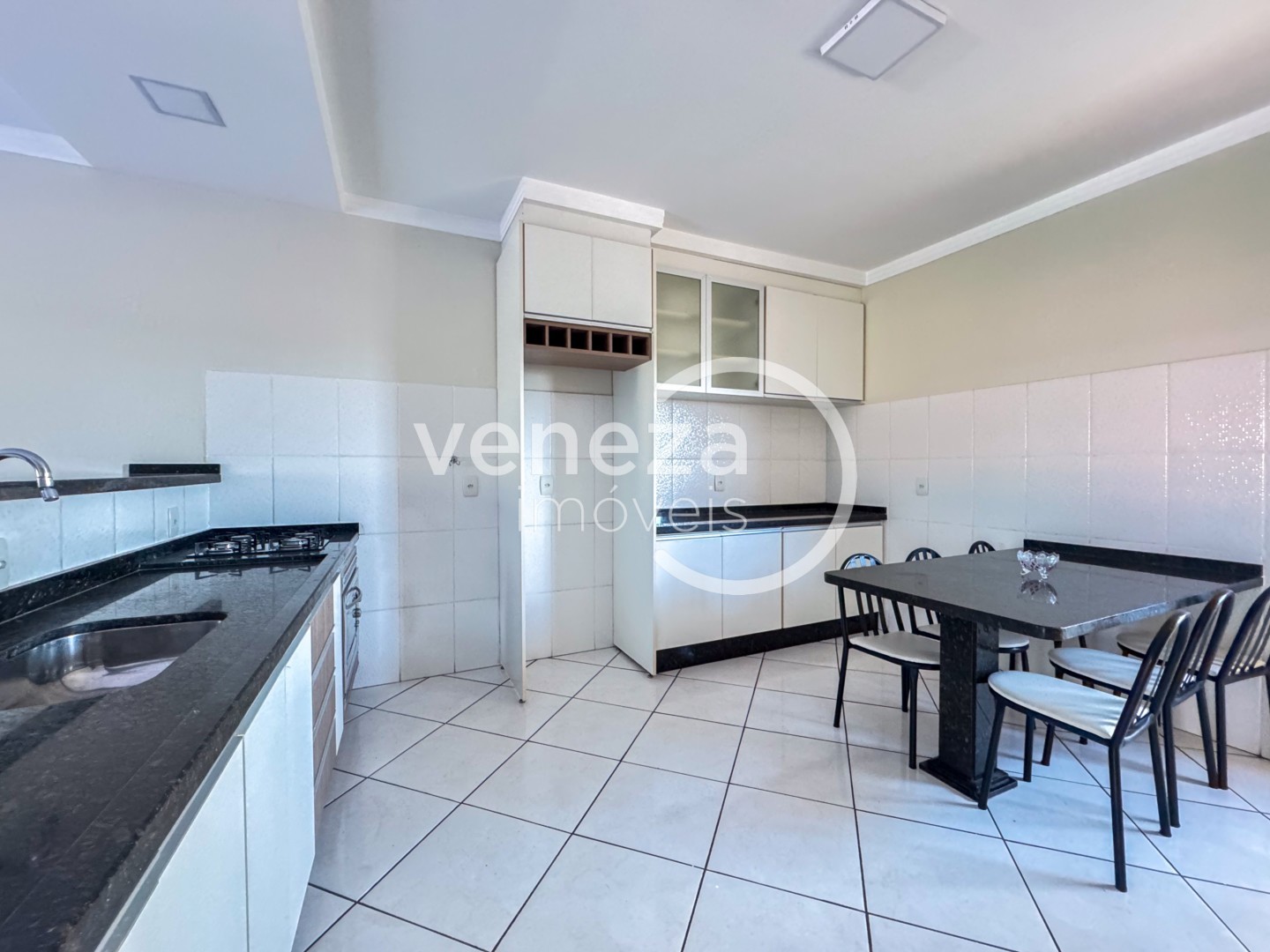 Apartamento para locação no bairro Jardim Strass de Londrina - Foto 19