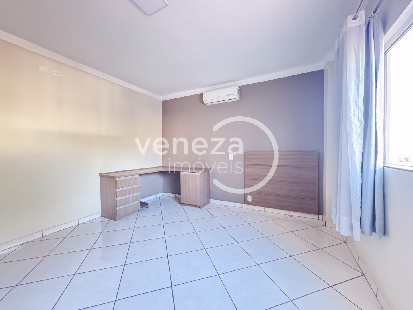 Apartamento para locação no bairro Jardim Strass de Londrina - Foto 15