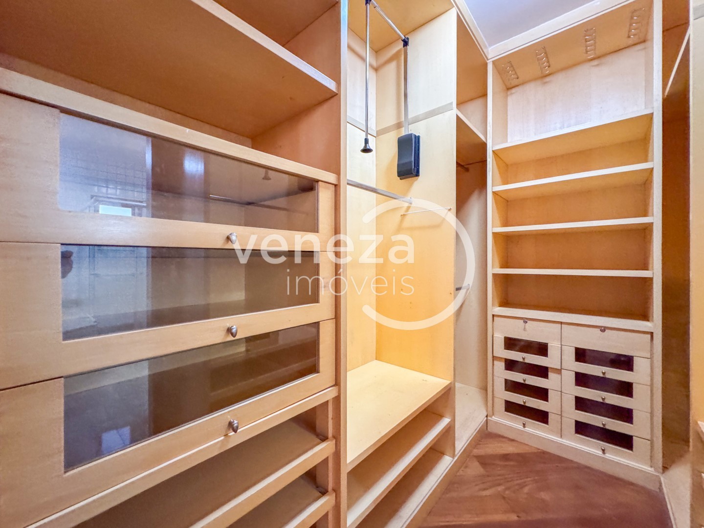 Casa Residencial para locação no bairro Bela Suica de Londrina - Foto 17