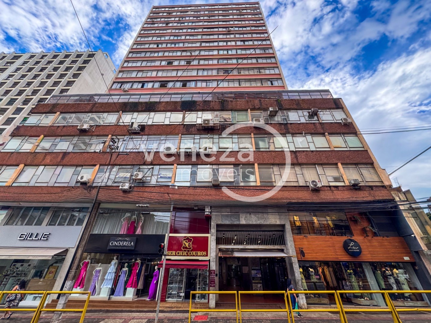 Sala para venda no Centro em Londrina com 68m² por R$ 160.000  - Foto 1