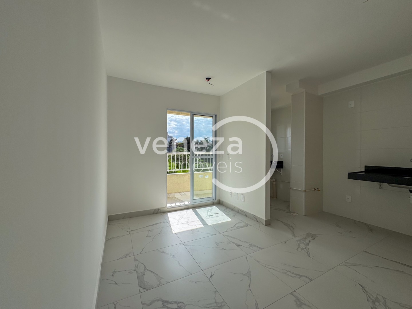Apartamento para venda no Parque Jamaica em Londrina com 61,33m² por R$ 330.000  - Foto 3