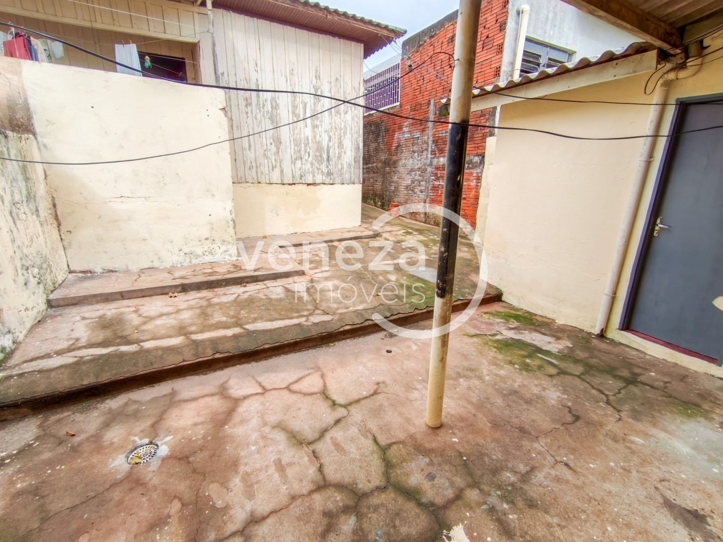Casa Residencial para locação no bairro Shangri-la de Londrina - Foto 9