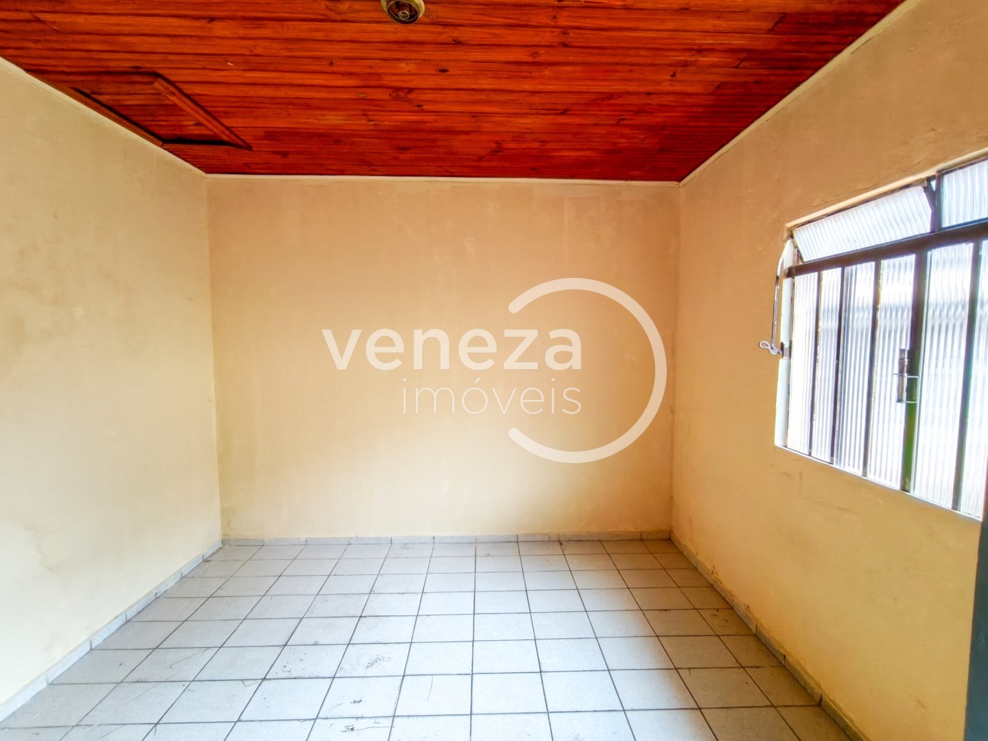Casa Residencial para locação no bairro Shangri-la de Londrina - Foto 4