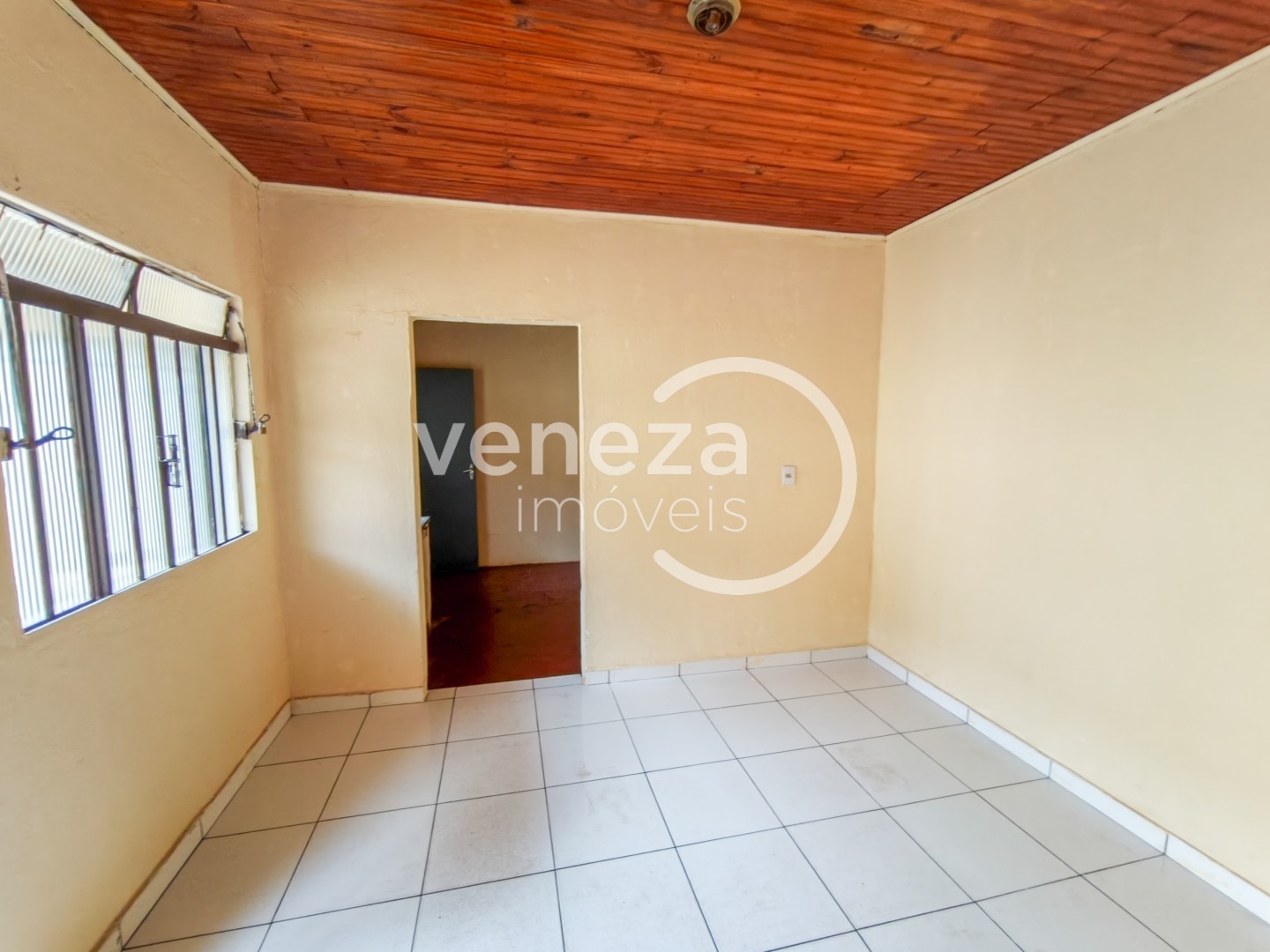 Casa Residencial para locação no bairro Shangri-la de Londrina - Foto 5