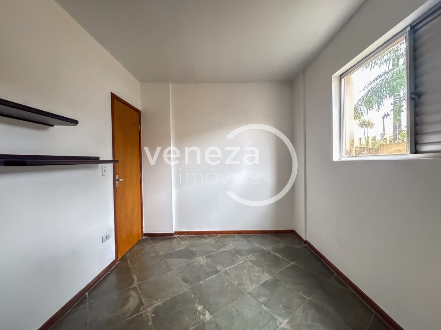 Apartamento para locação no bairro Jardim Adriana II de Londrina - Foto 15