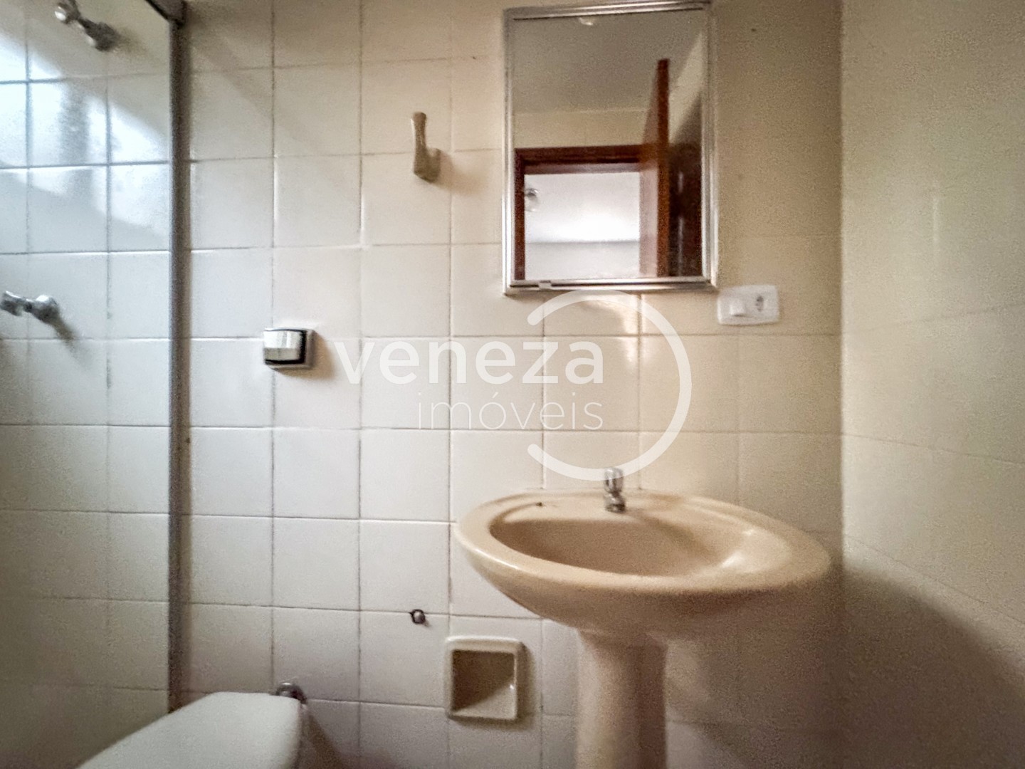 Apartamento para locação no bairro Jardim Adriana II de Londrina - Foto 9