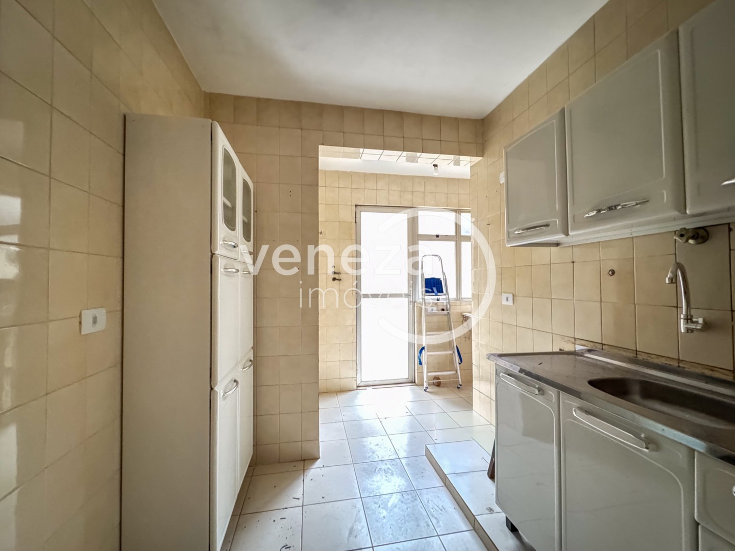 Apartamento para locação no bairro Jardim Adriana II de Londrina - Foto 19