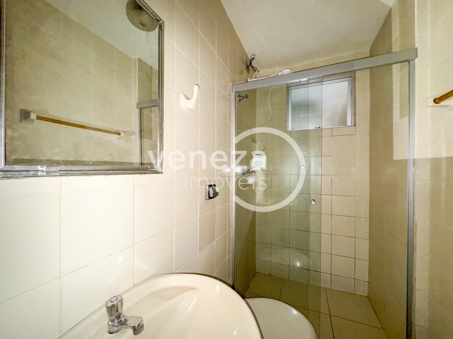 Apartamento para locação no bairro Jardim Adriana II de Londrina - Foto 17
