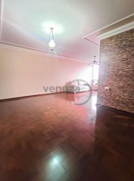 Apartamento para venda no Ipiranga em Londrina com 153m² por R$
                                                                                                                                                480.000,00                                                                                                                                        