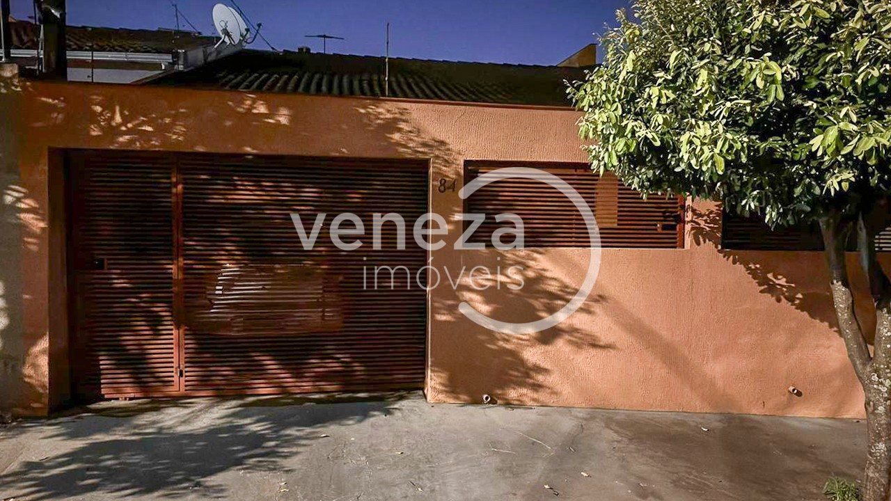 Casa Residencial para venda no Jardim Continental em Londrina com 141m² por R$ 300.000