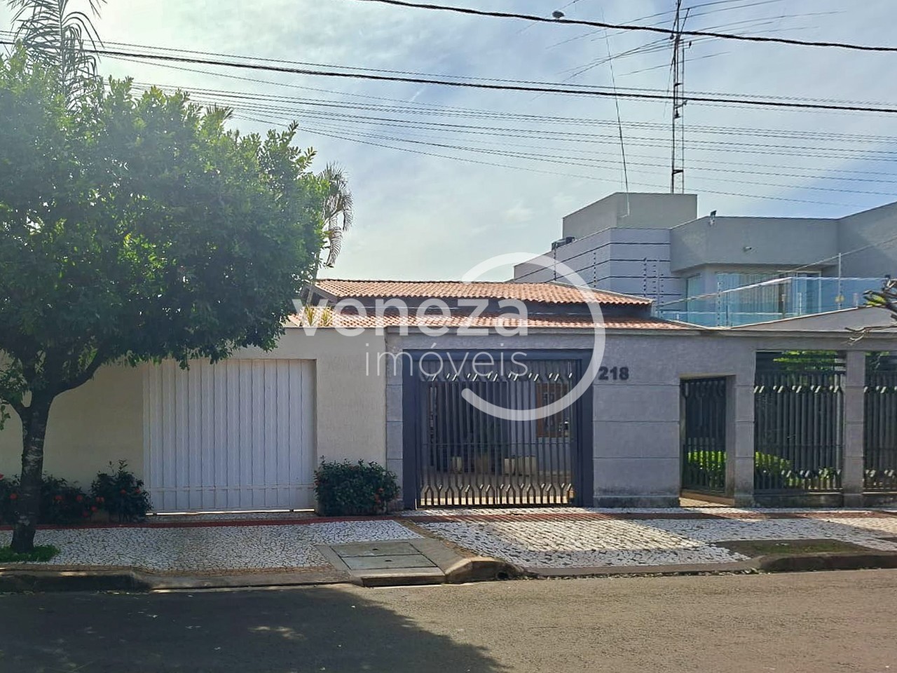 Casa Residencial para venda no Esperanca em Londrina com 330m² por R$ 1.200.000 - Foto 1
