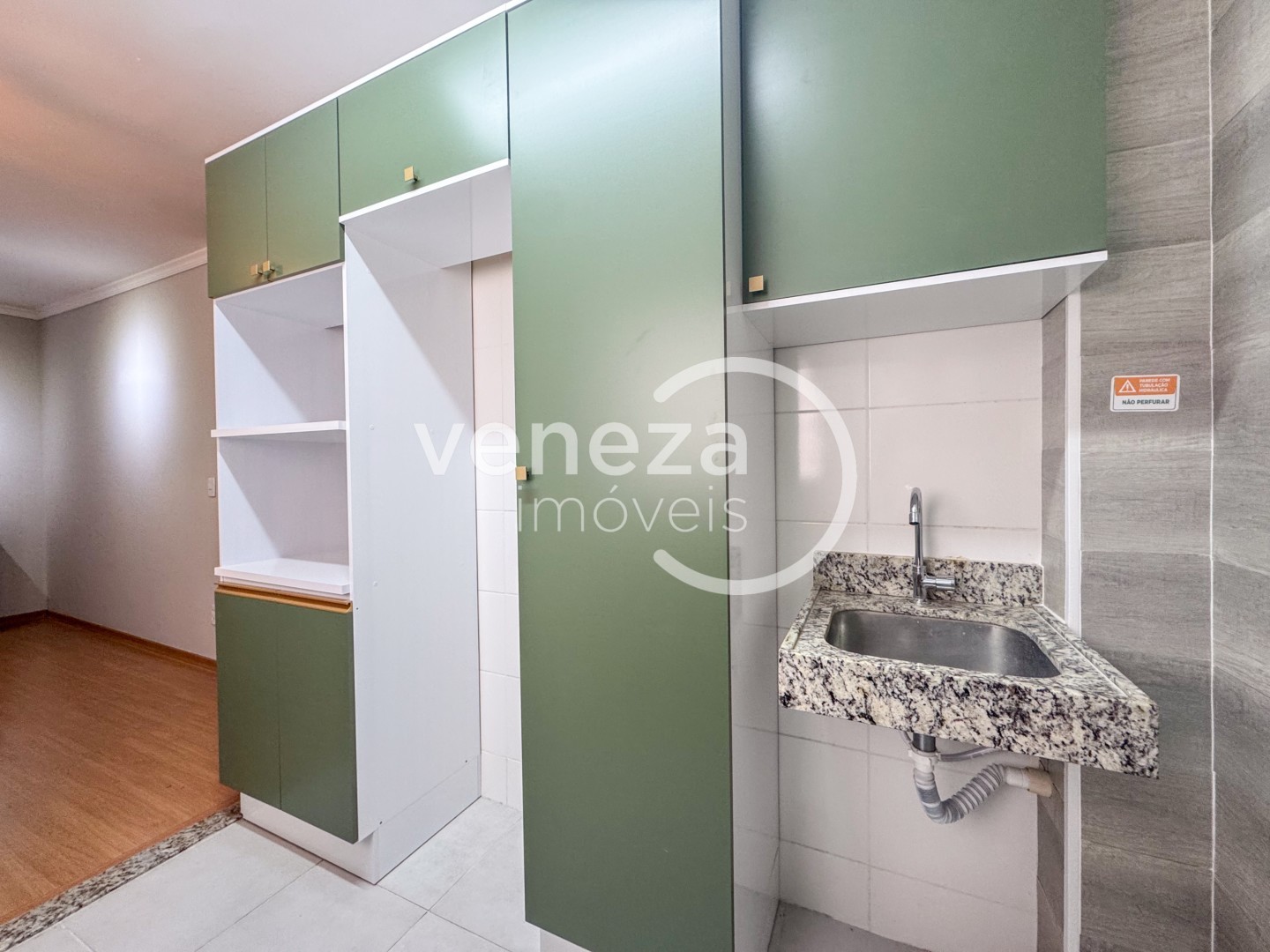 Apartamento para locação no bairro Acquaville de Londrina - Foto 29