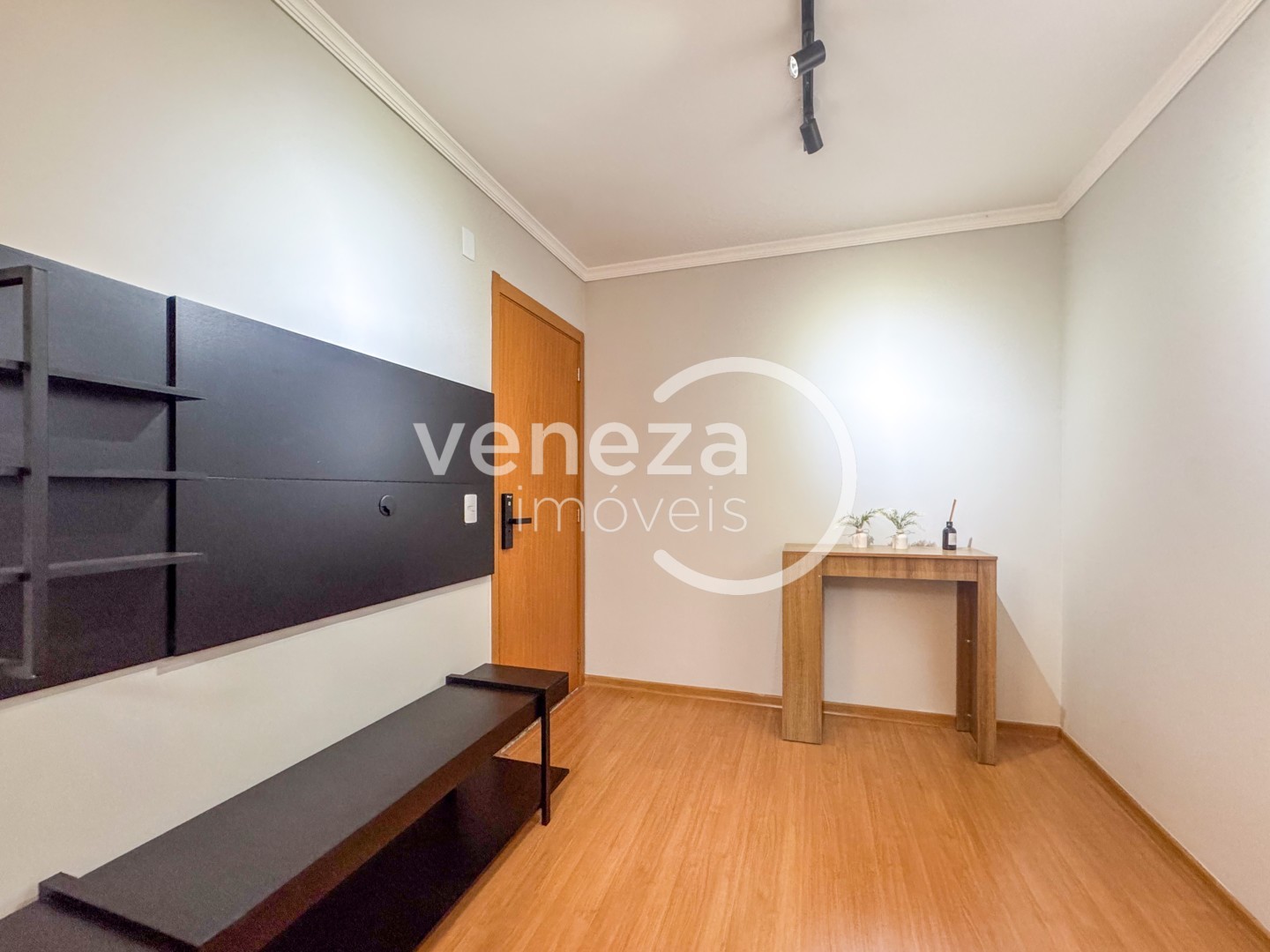 Apartamento para locação no bairro Acquaville de Londrina - Foto 7
