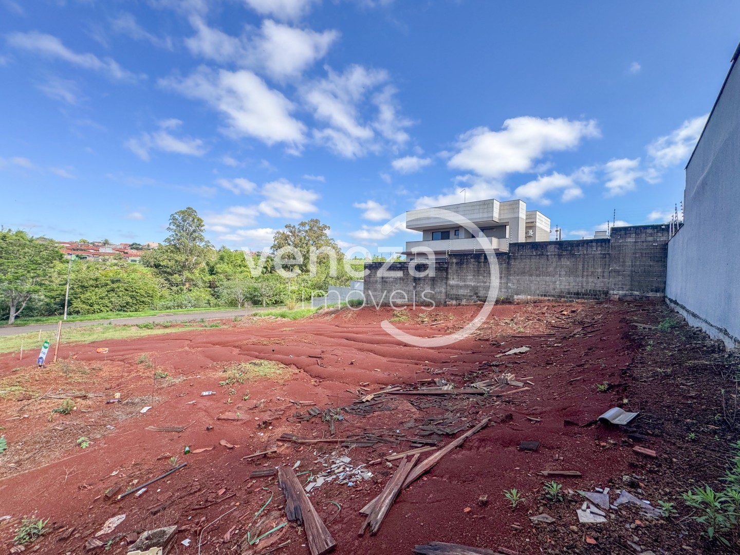 Terreno à venda em Parque Taua, Londrina — Portal Chave Fácil