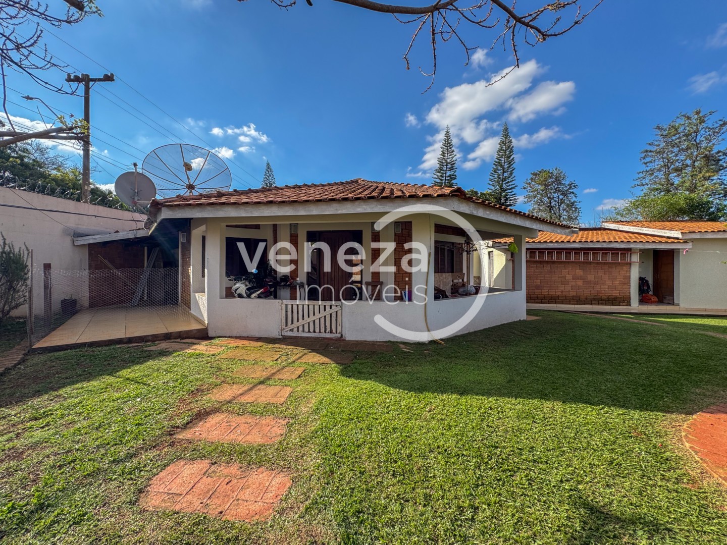 Casa Residencial para venda no bairro Recanto dos Pinheiros de Cambe - Foto 4