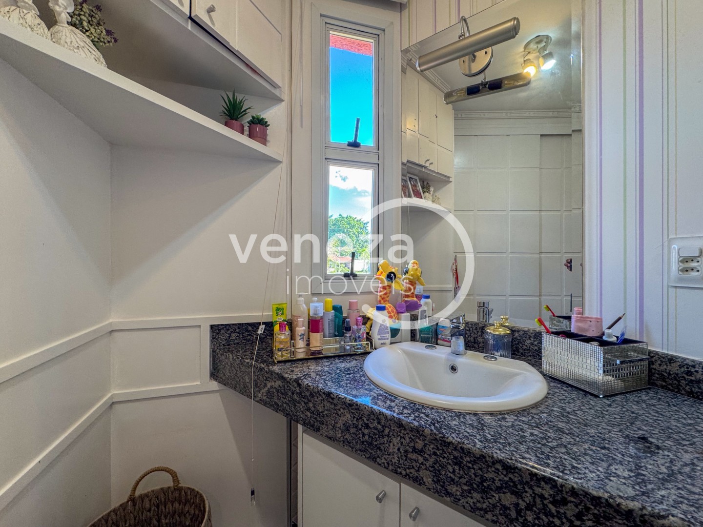 Casa Residencial para venda no bairro Recanto dos Pinheiros de Cambe - Foto 48