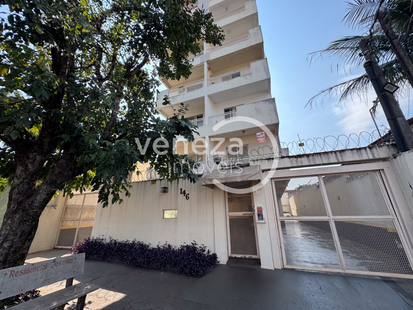 Apartamento para locacao no Jardim Higienopolis em Londrina com 51,4m² por R$ 950