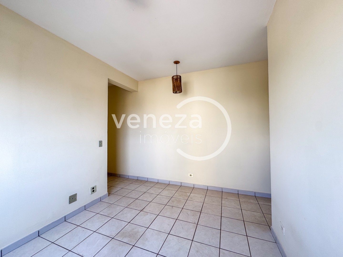 Apartamento para locação no bairro Jardim Higienopolis de Londrina - Foto 13