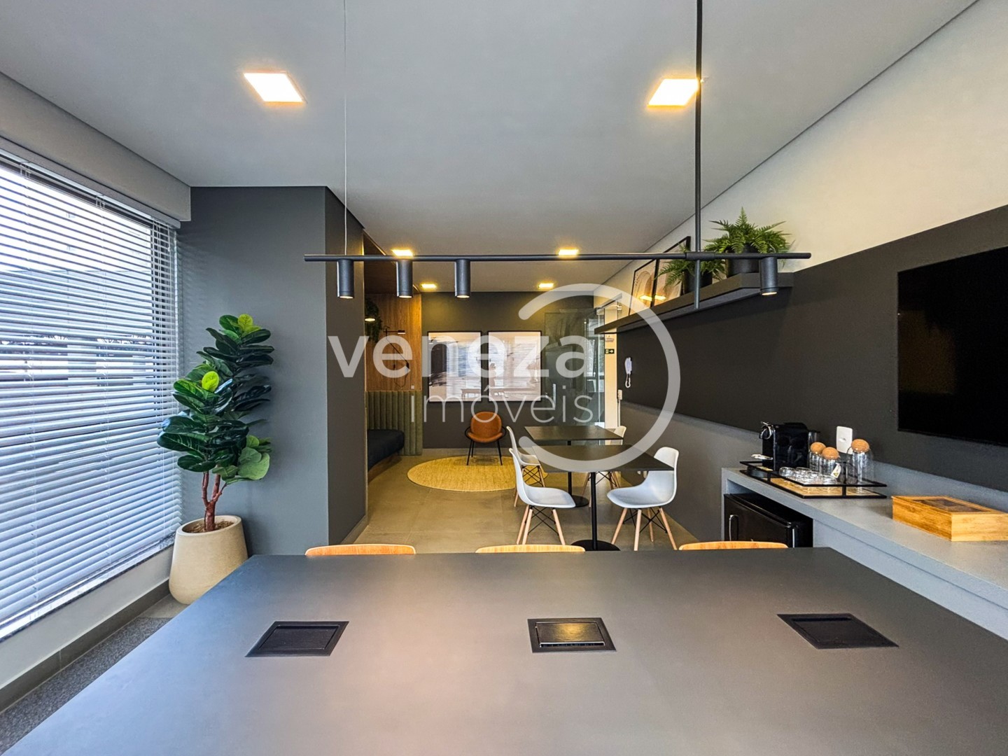 Apartamento para venda no bairro Vale dos Tucanos de Londrina - Foto 18