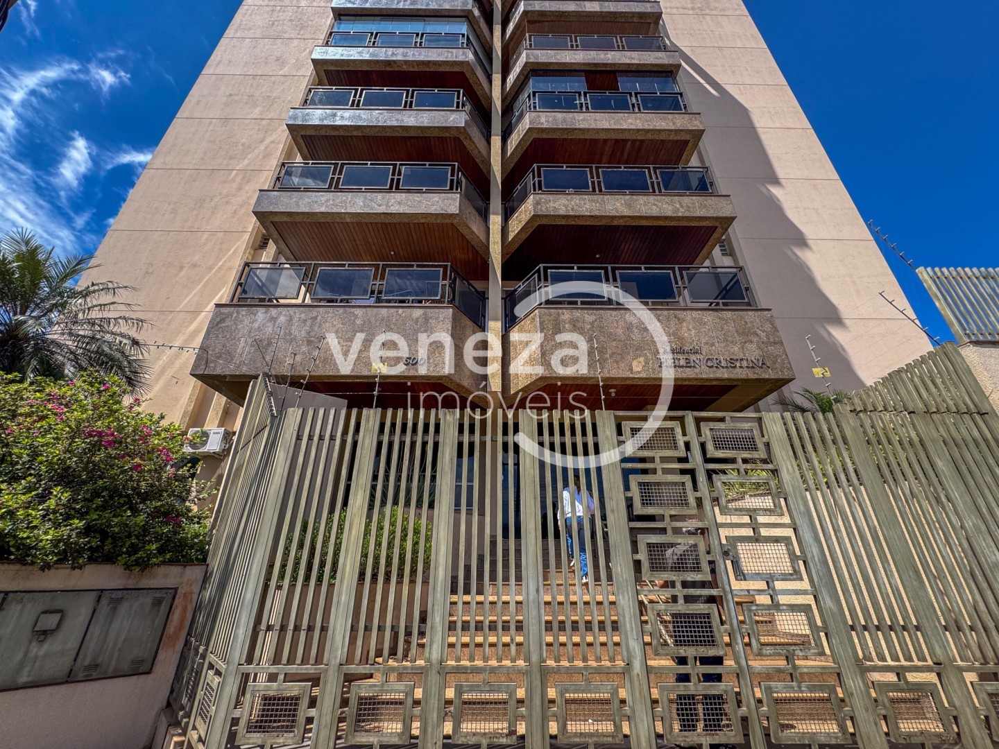 Apartamento para venda no Centro em Jataizinho com 300,71m² por R$ 1.300.000  - Foto 1