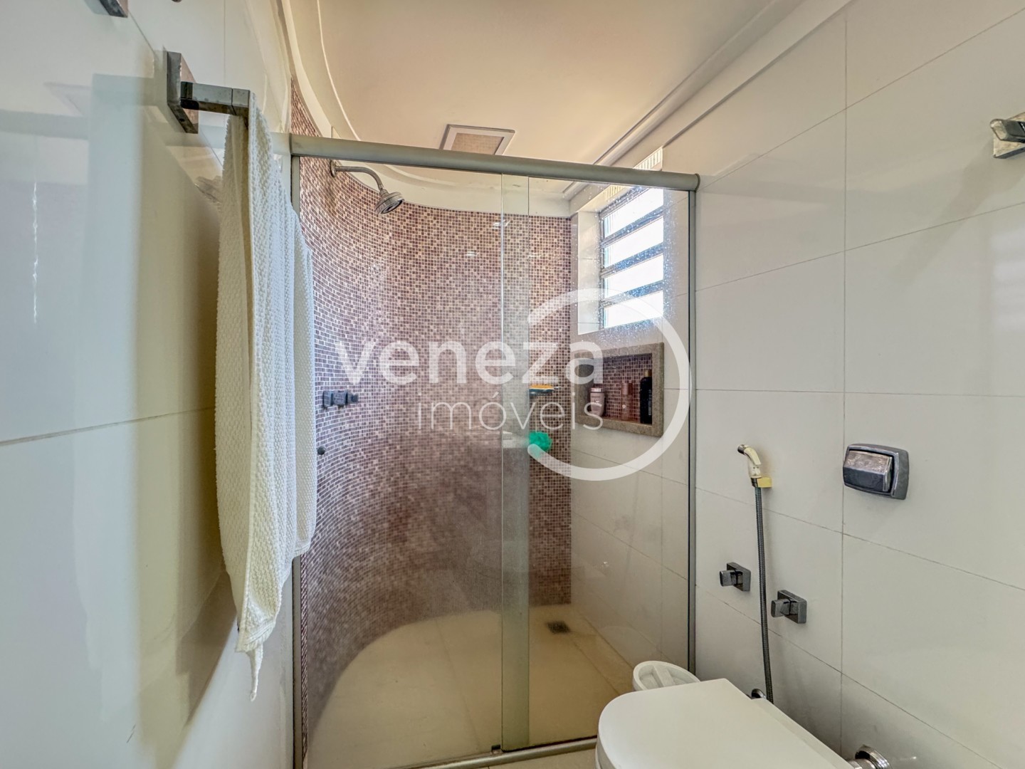 Apartamento para venda no bairro Centro de Jataizinho - Foto 43